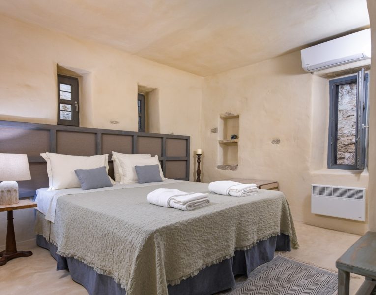 Villa Calypso in Tinos by Olive Villa Rentals