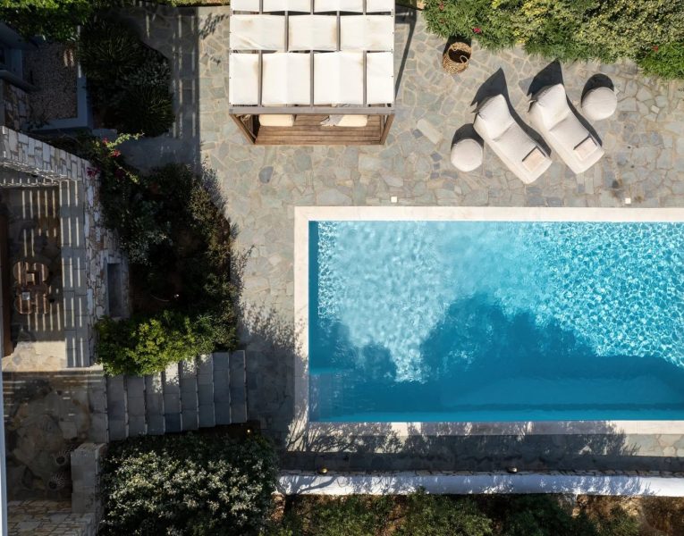 Villa Clarisse in Paros by Olive Villa Rentals