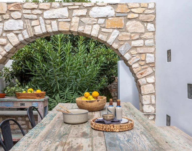 Villa Clarisse in Paros by Olive Villa Rentals