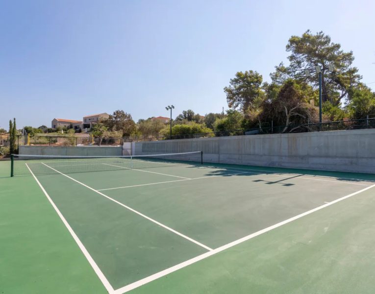 villa estee-tennis