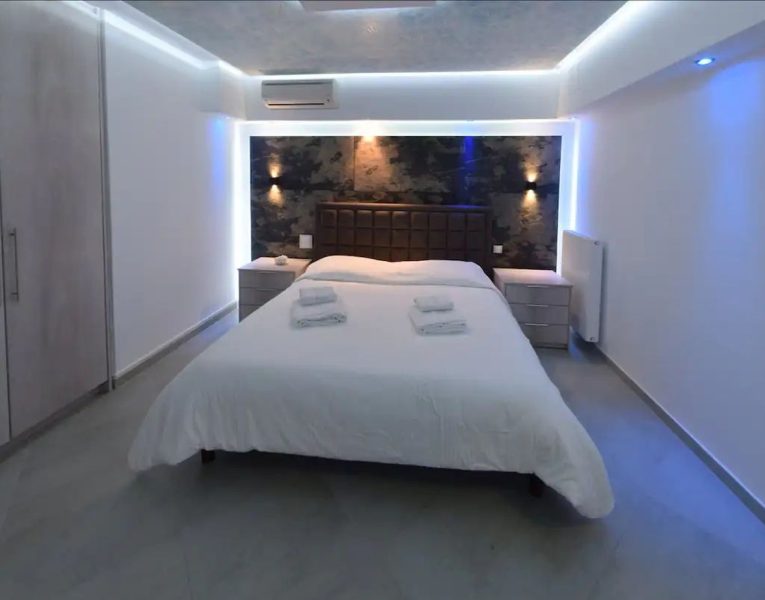 Villa Evelina in Anavissos by Olive Villa Rentals