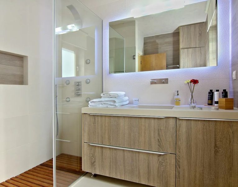 Villa Evelina in Anavissos by Olive Villa Rentals