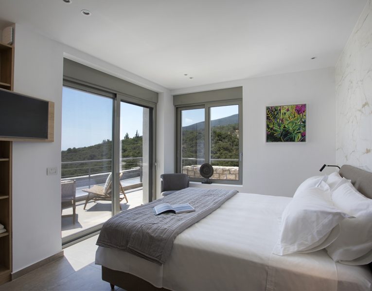 Villa Fiorenza in Nafplion, Xiropigado by Olive Villa Rentals