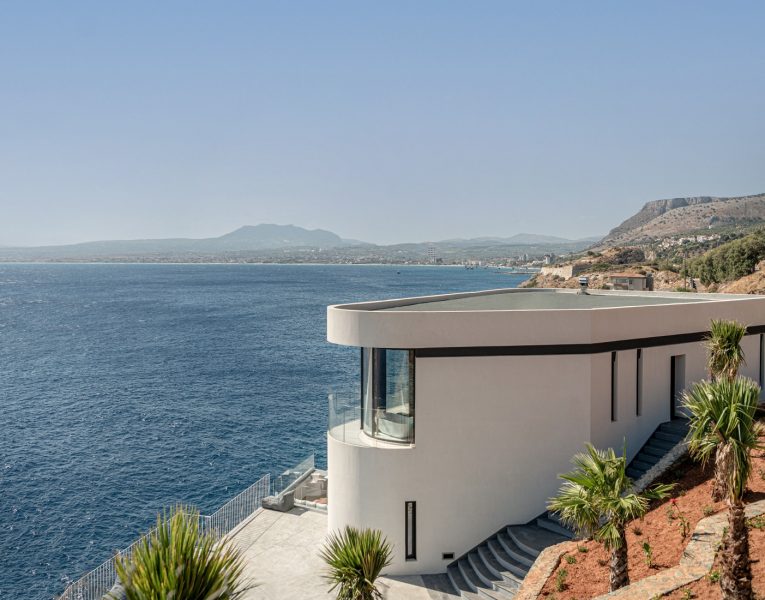 Villa Horizon in Heraklion, Crete by Olive Villa Rentals