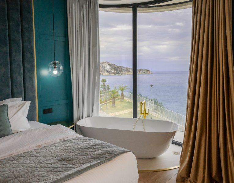Villa Horizon in Heraklion, Crete by Olive Villa Rentals