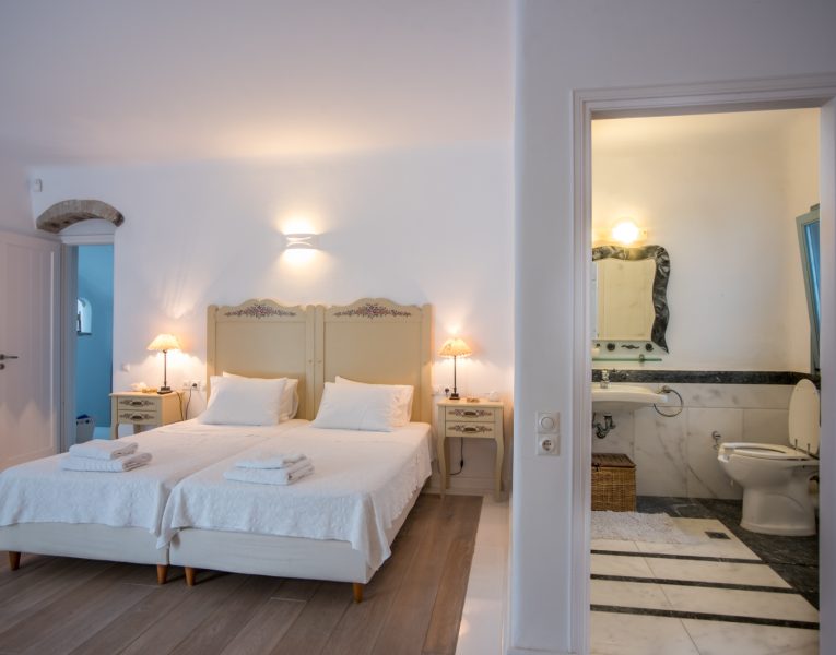 Villa Jocelyn in Antiparos by Olive Villa Rentals