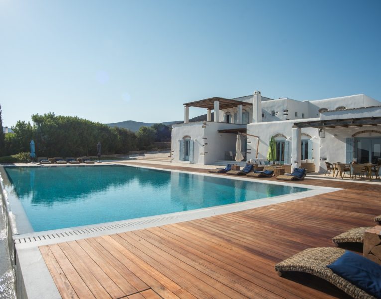 Villa Jocelyn in Antiparos by Olive Villa Rentals