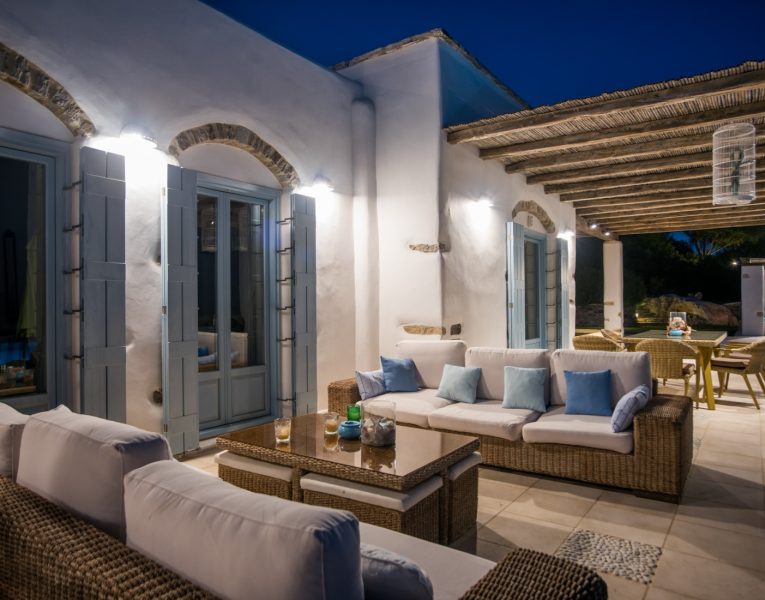 Villa Jocelyn in Antiparos by Olive Villa Rentals