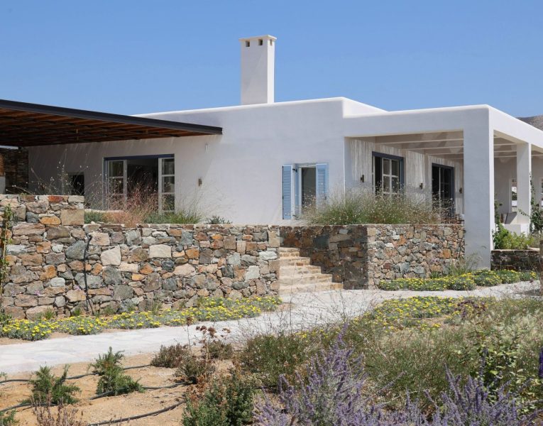 Villa Kyana in Syros by Olive Villa Rentals