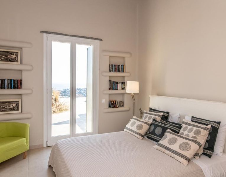 Villa Lucinda in Tinos by Olive Villa Rentals