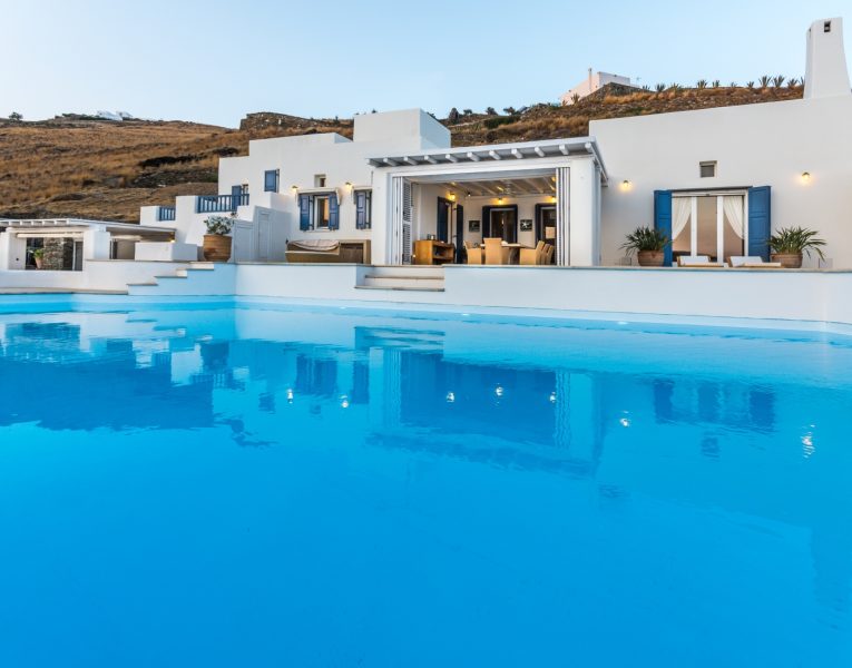 Villan Seraina in Syros by Olive Villa Rentals