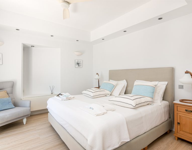 Villan Seraina in Syros by Olive Villa Rentals