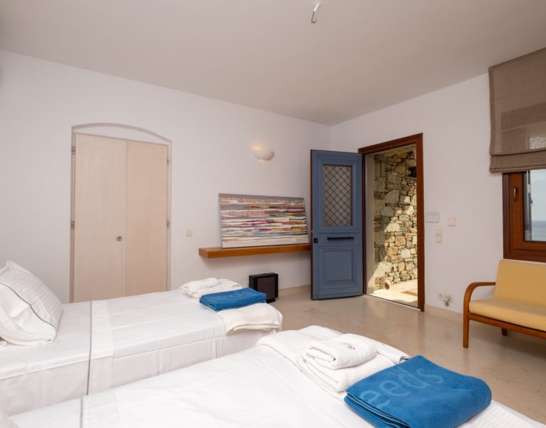 Villan Seraina in Syros by Olive Villa Rentals